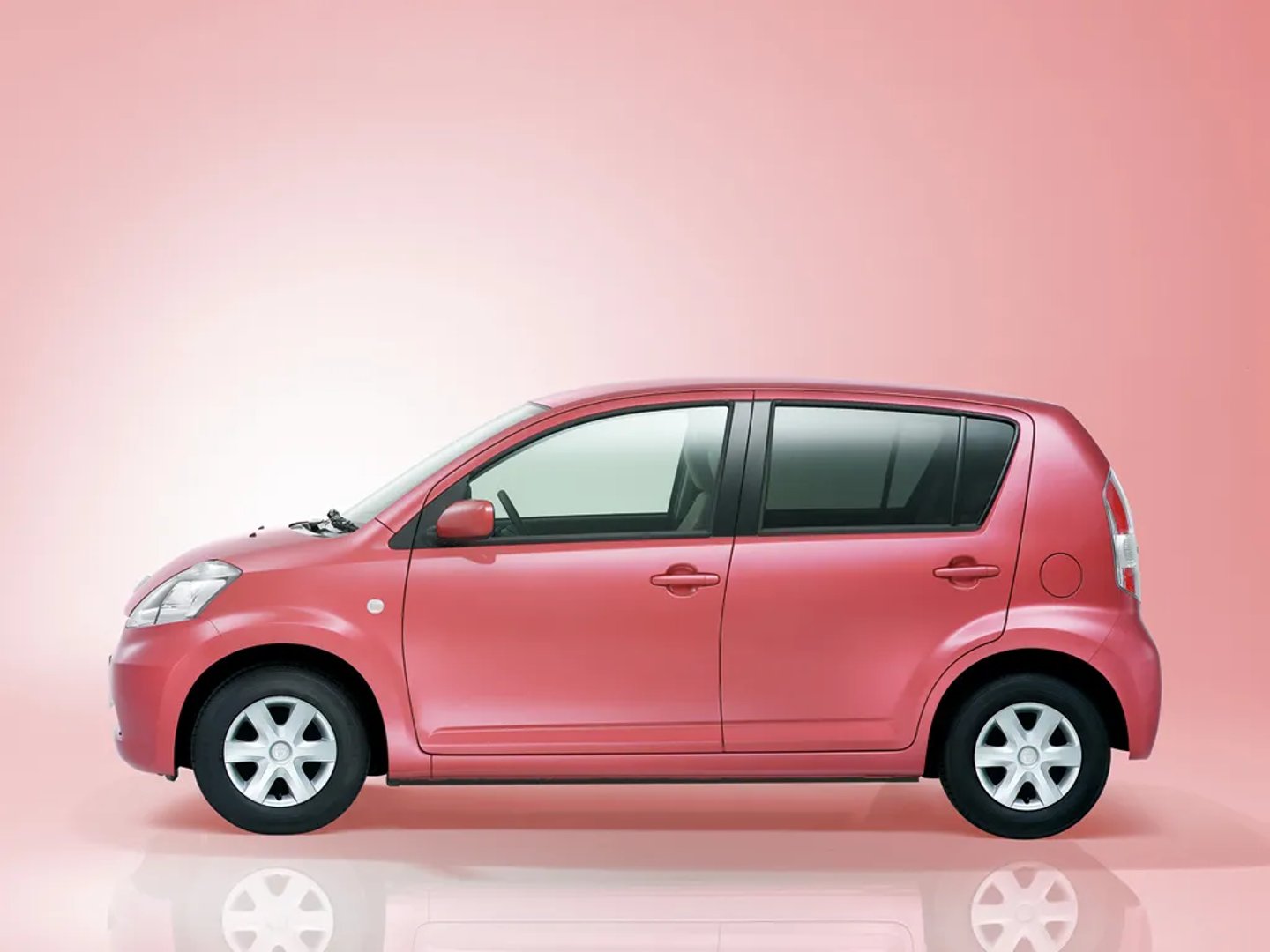 Toyota_Passo_1_generation__Mini_5-doors__3.jpg