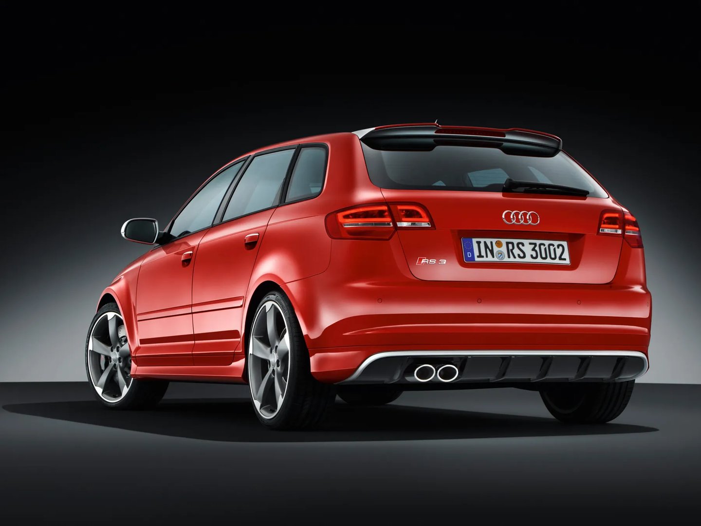 Audi_RS3_1_generation__Hatchback_5-door__9.jpg