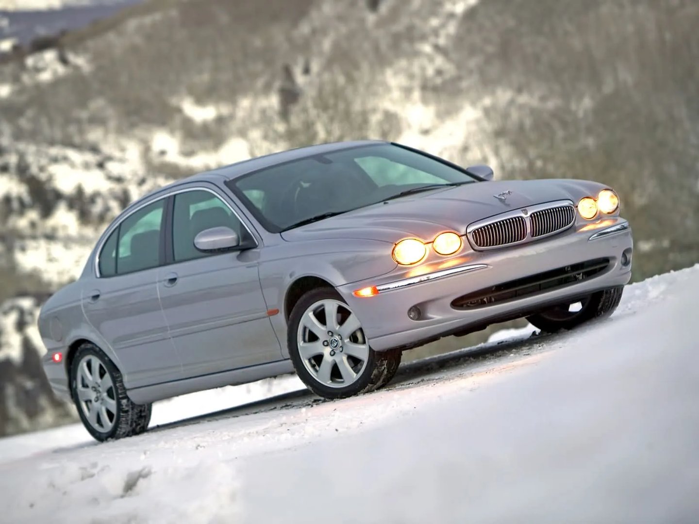 Jaguar_X-Type_1_generation__Sedan__5.jpg