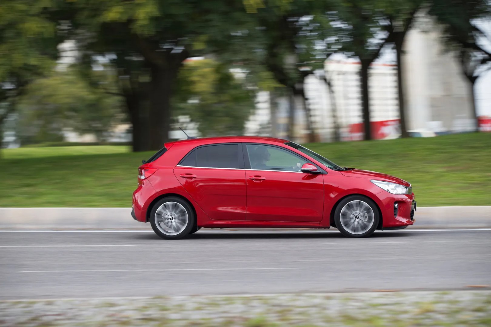 Kia_Rio_4_generation__Mini_5-doors__11.jpg