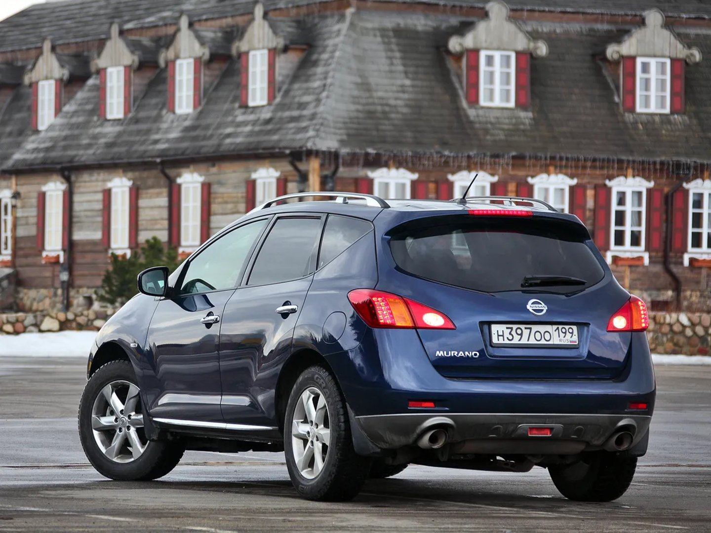 Nissan_Murano_2_generation__SUV_5-doors__3.jpg