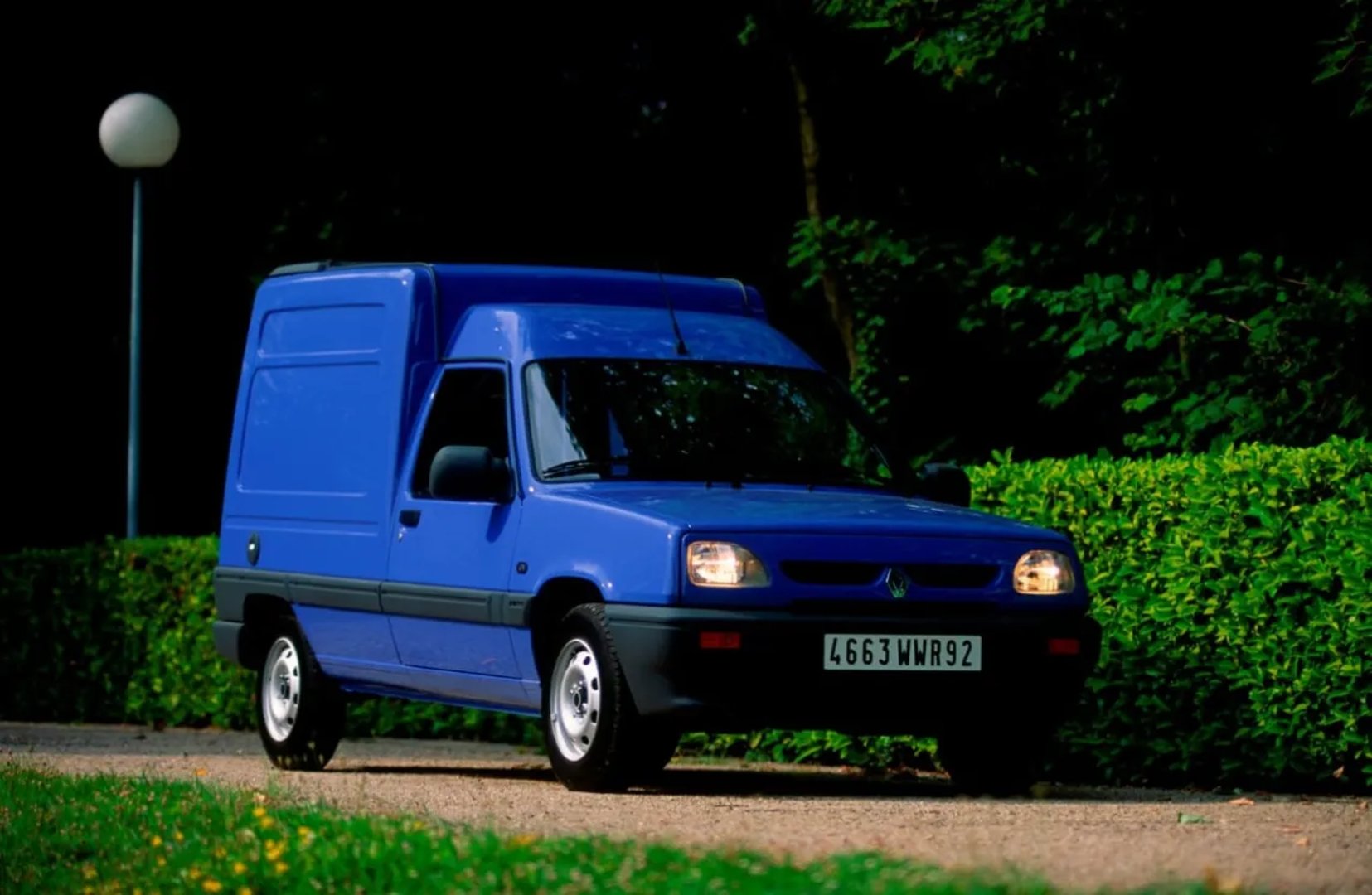 1 generation, restyling 2 