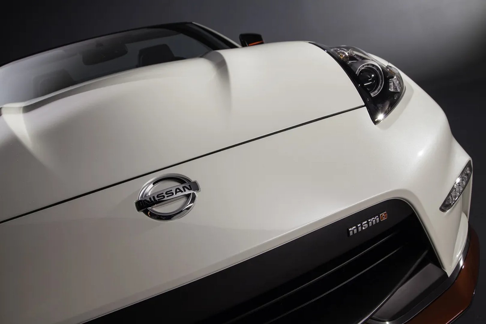 Nissan_370Z_1_generation_restyling__Roadster__2.jpg