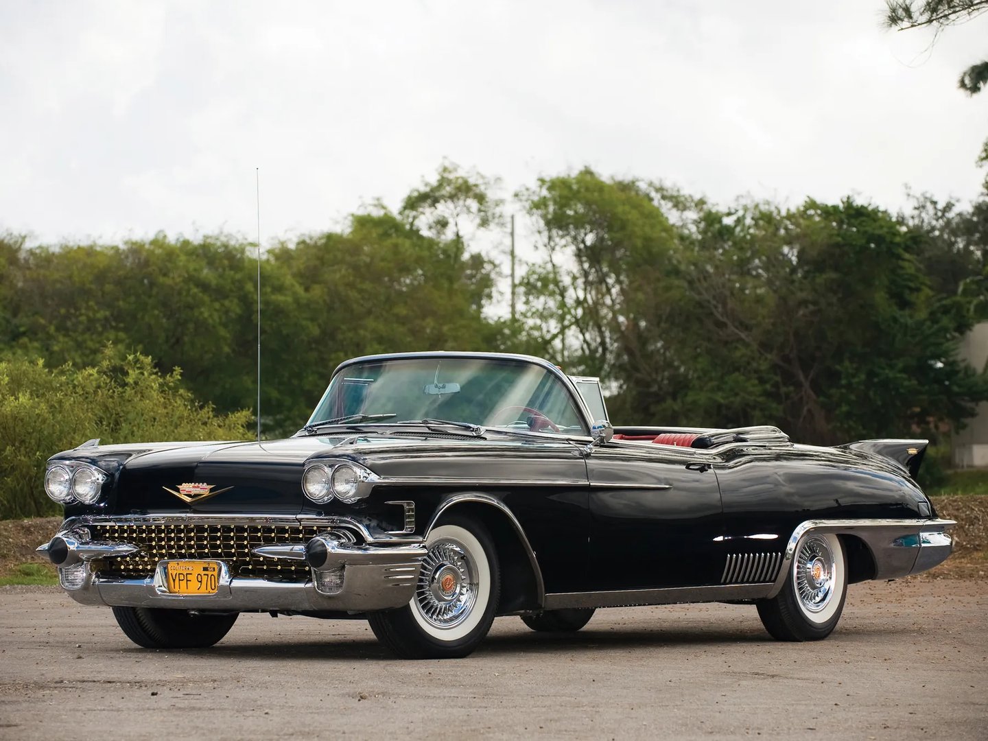 Cadillac_Eldorado_3_generation__Cabrio__5.jpg