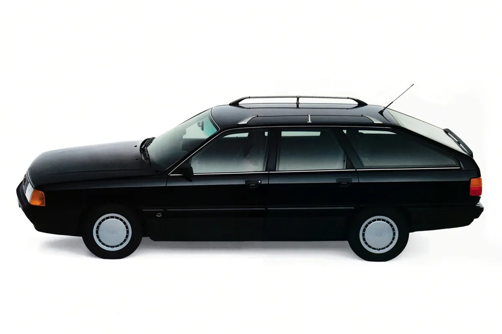 Audi_100_3_generation_restyling__Estate_5-door__4.jpg