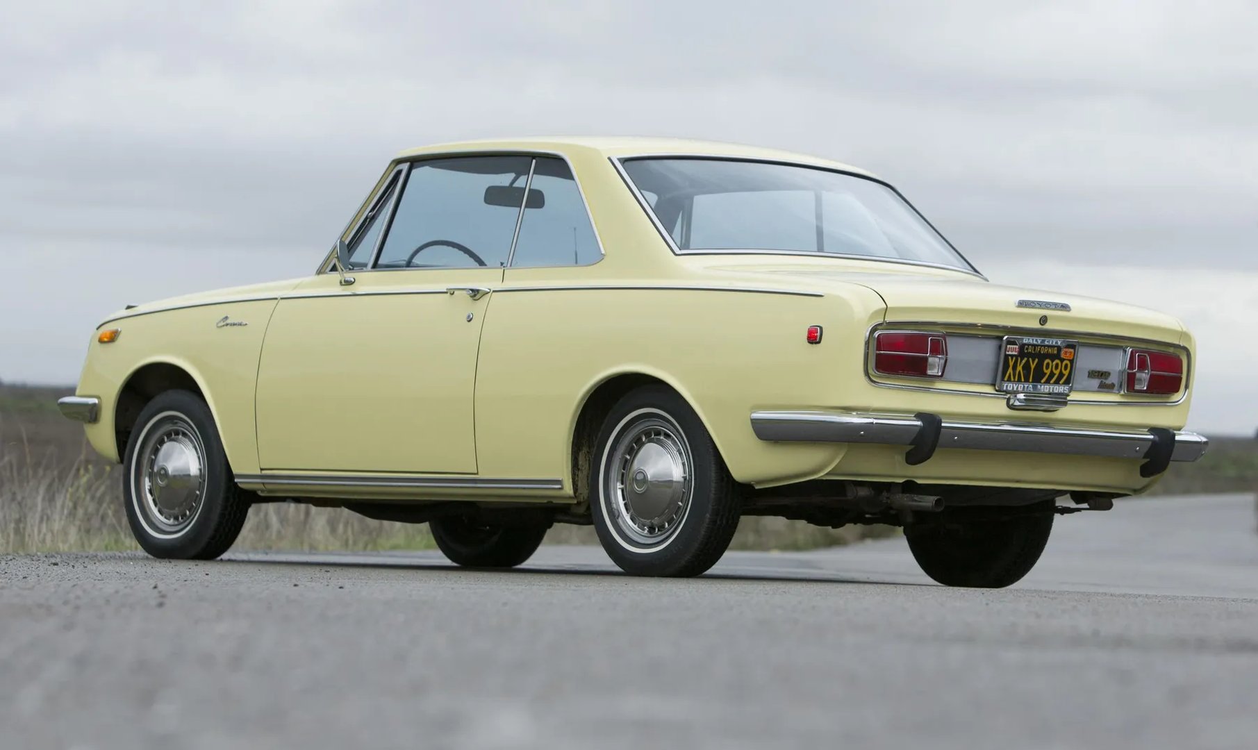Toyota_Corona_3_generation__Coupe_Hardtop__1.jpg