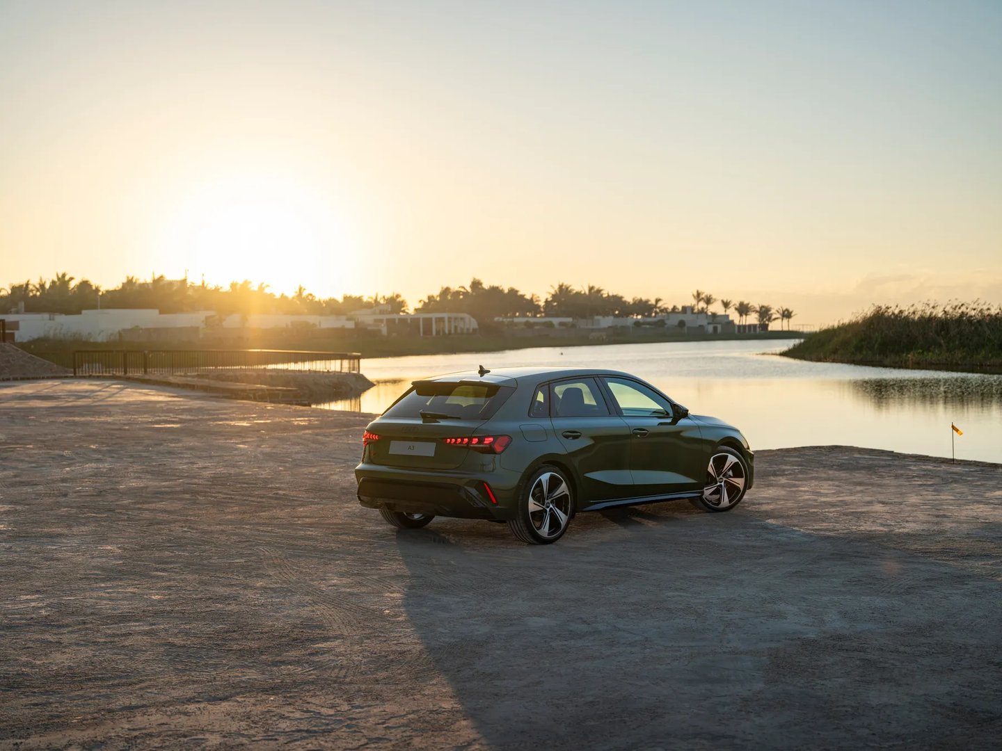 audi_A3_4_generation_restyling_1__Hatchback_5-door__4.jpg