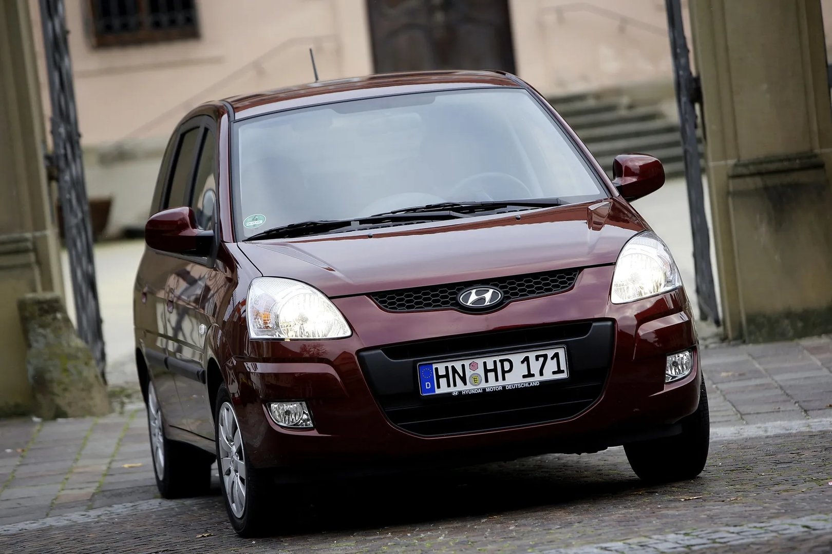1 generation, restyling 2 