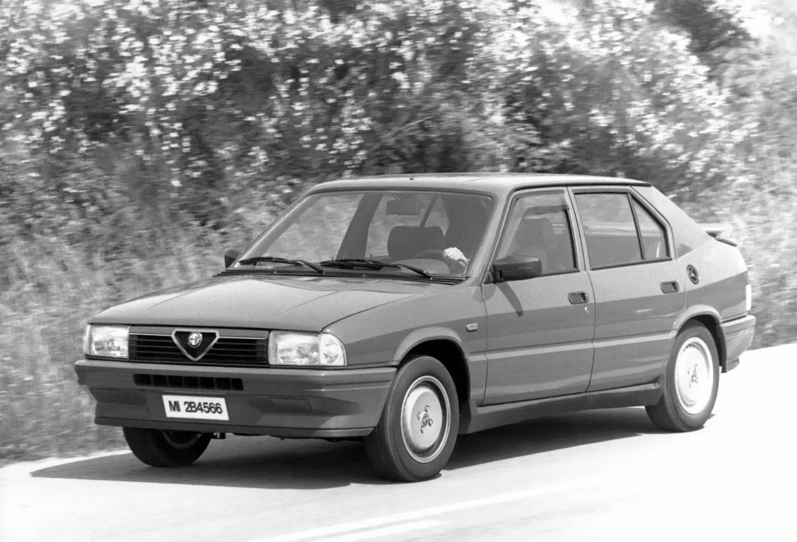 Alfa Romeo 33 1 generation, restyling  Sedan