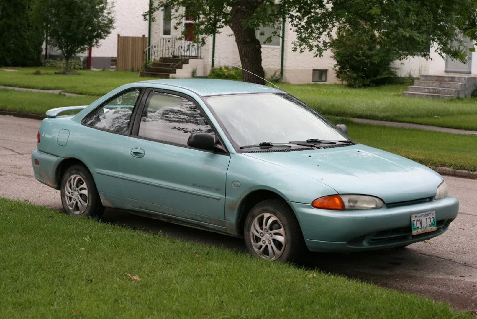 Eagle_Summit_1_generation__Coupe__2.jpg