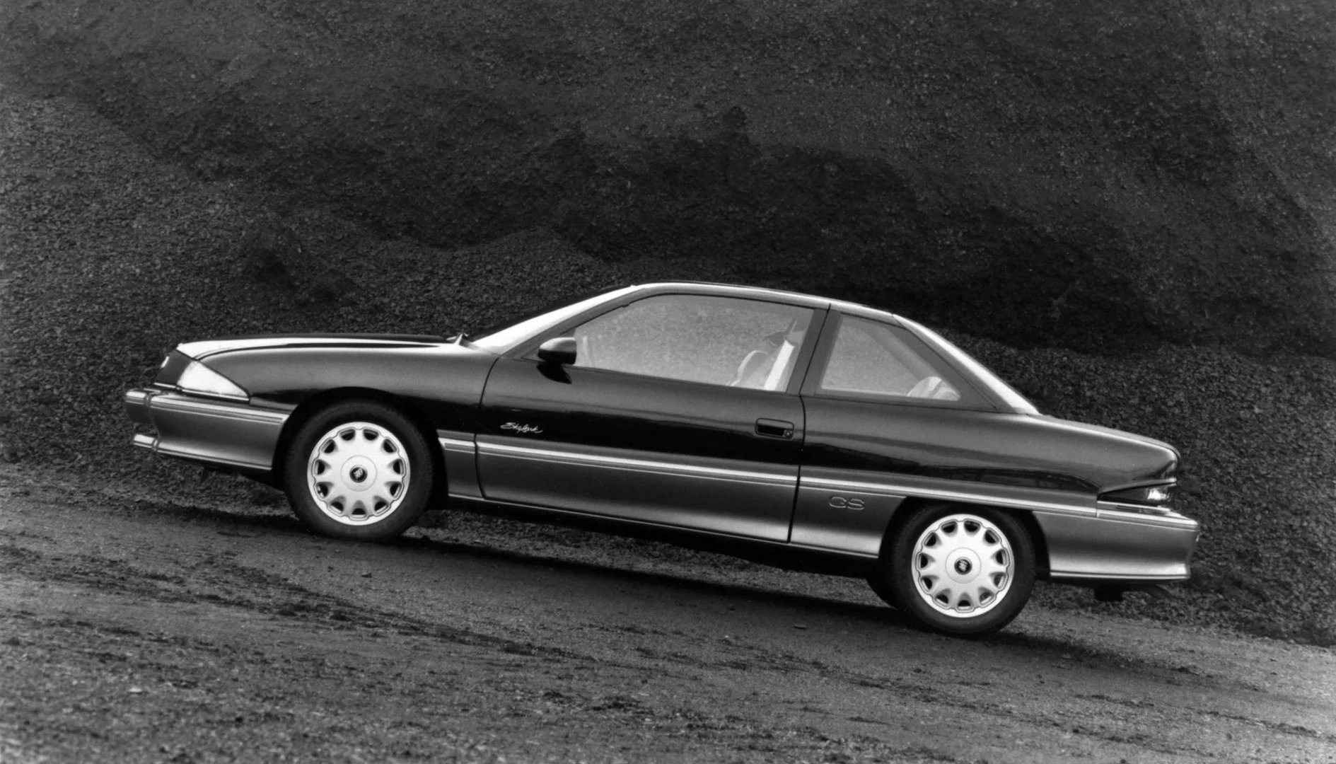 Buick_Skylark_7_generation__Coupe__6.jpg