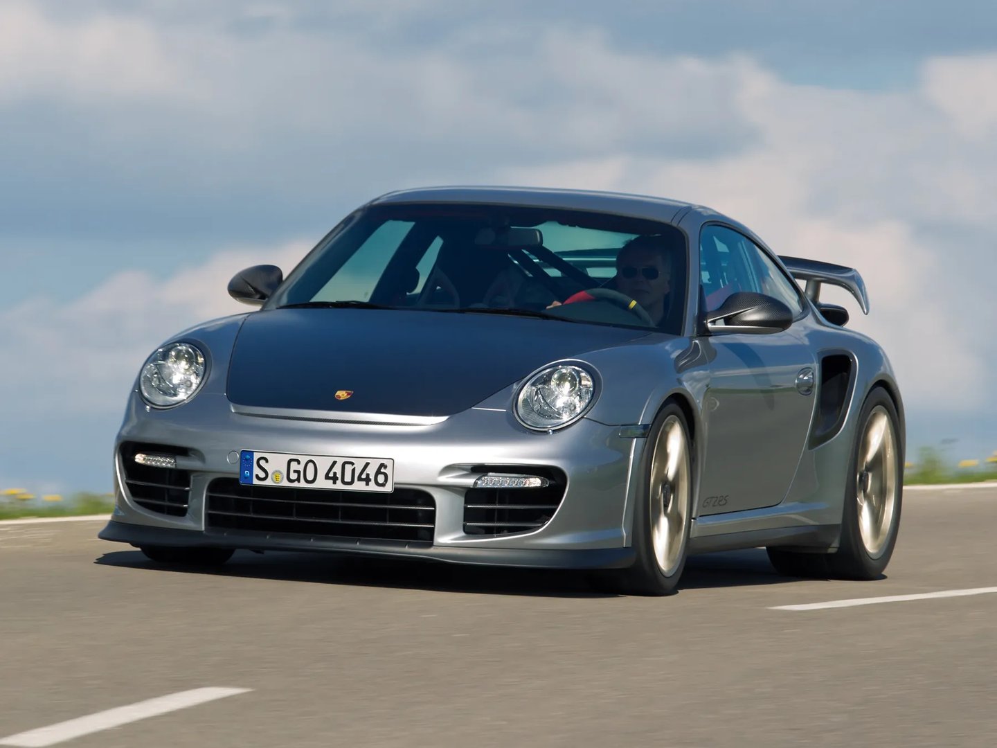 Porsche_911_GT2_3_generation_restyling__Coupe__9.jpg