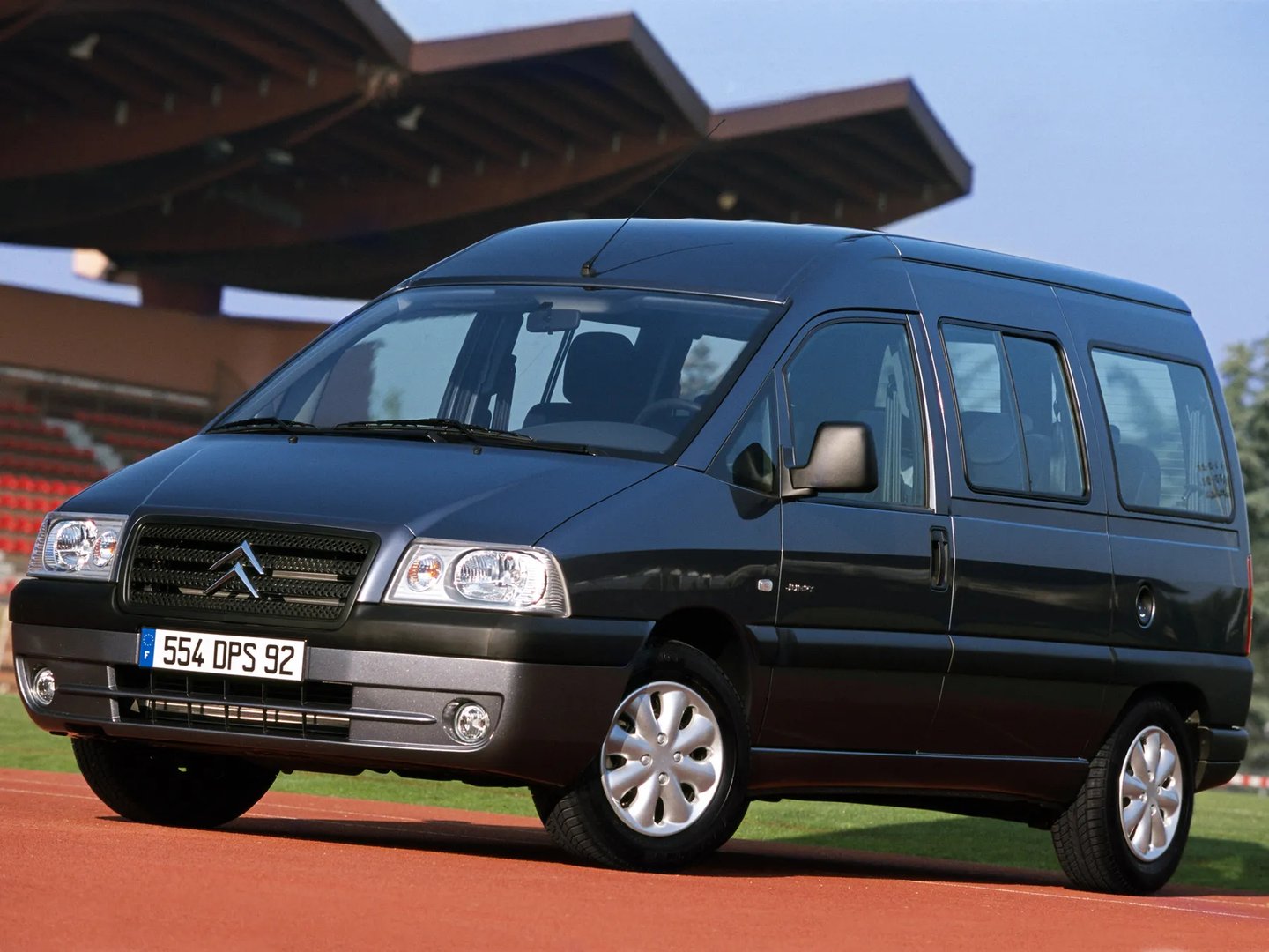 1 generation, restyling 