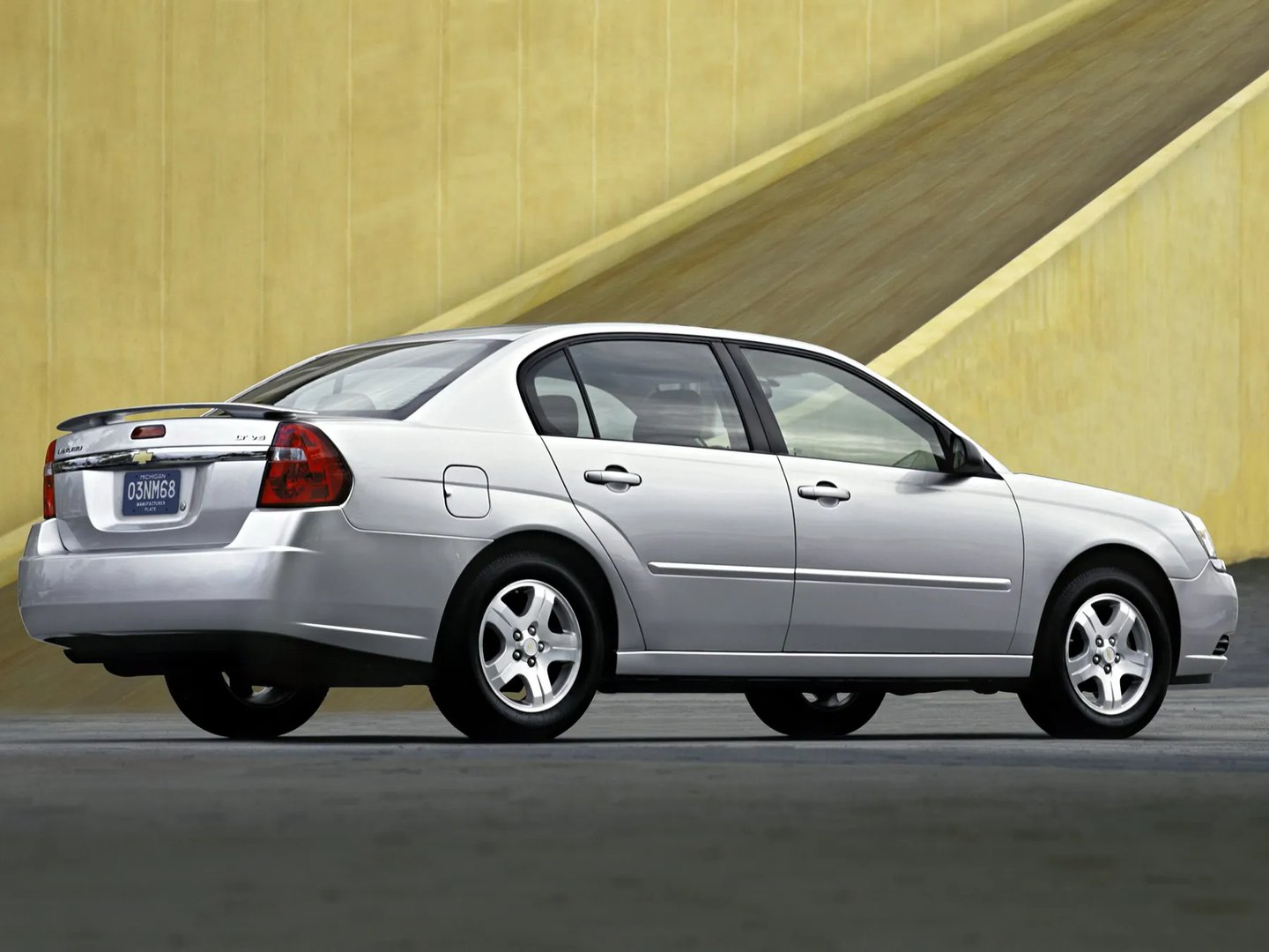 Chevrolet_Malibu_6_generation__Sedan__5.jpg