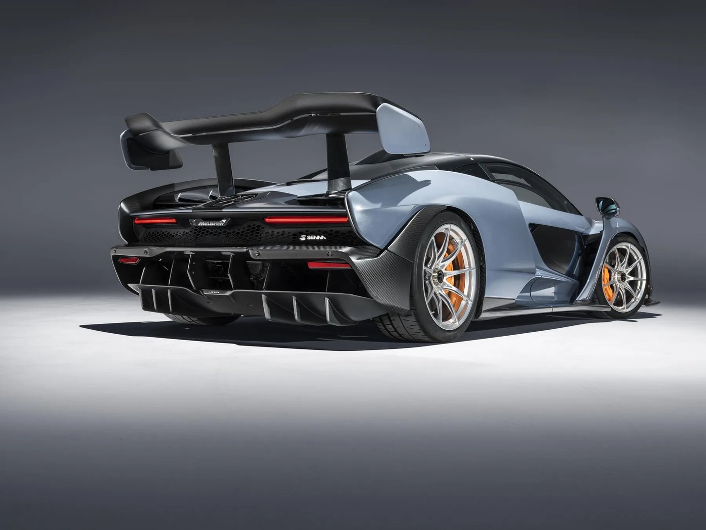 McLaren_Senna_1_generation__Coupe__10.jpg