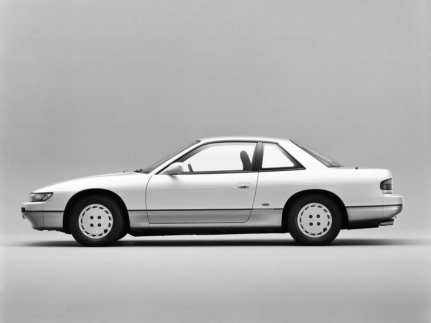 Nissan_Silvia_5_generation__Coupe__6.jpg