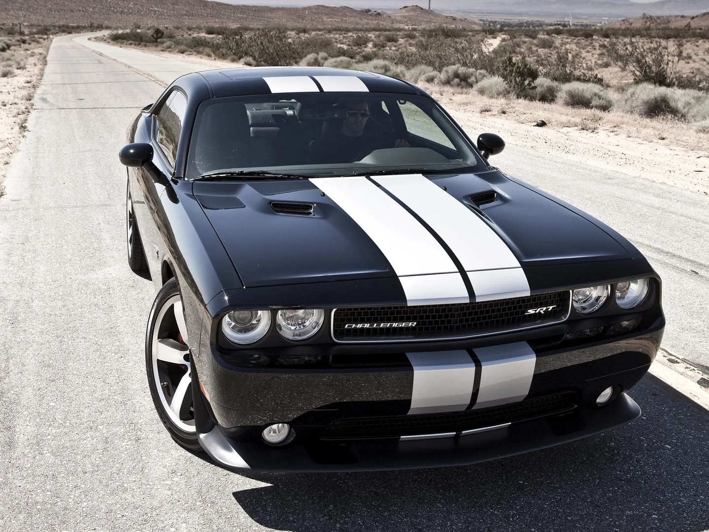 Dodge_Challenger_3_generation_restyling__Coupe__1.jpg