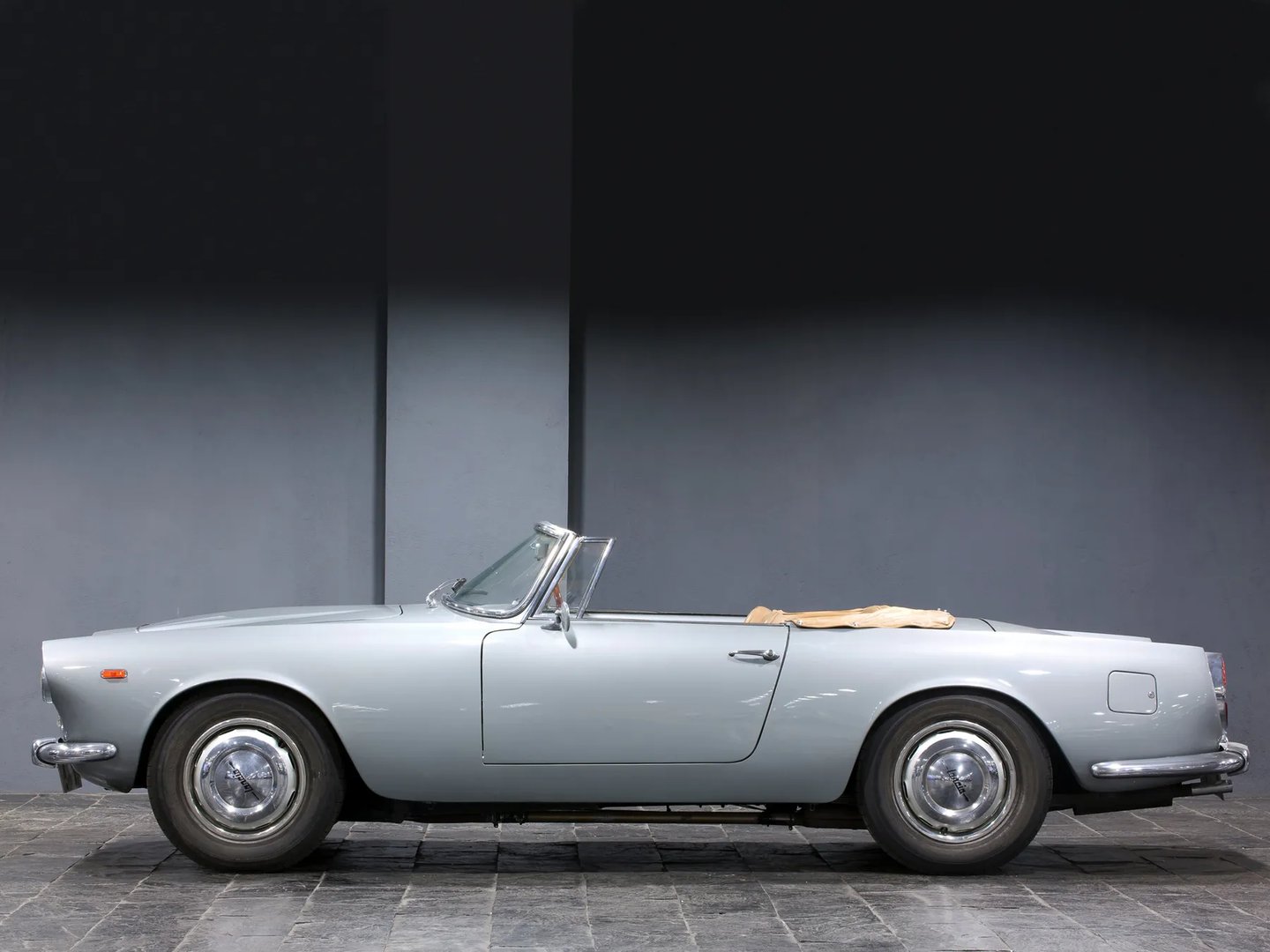 Lancia_Flaminia_1_generation__Cabrio__7.jpg