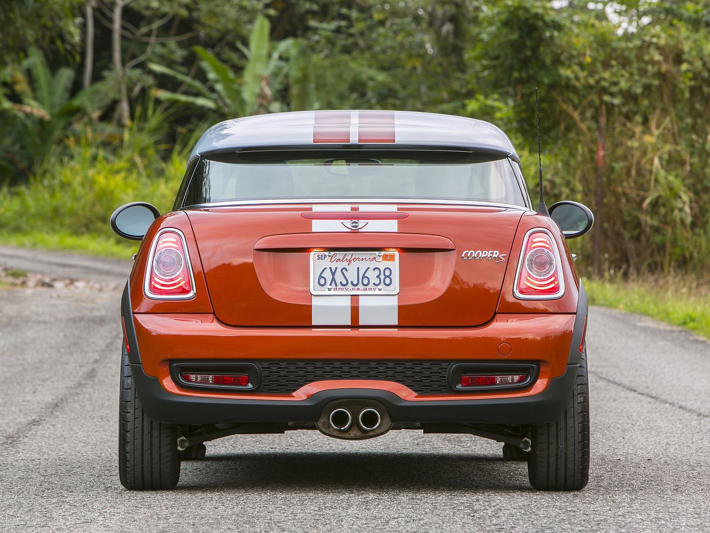 mini_Coupe_1_generation__Mini_3-doors__6.jpg