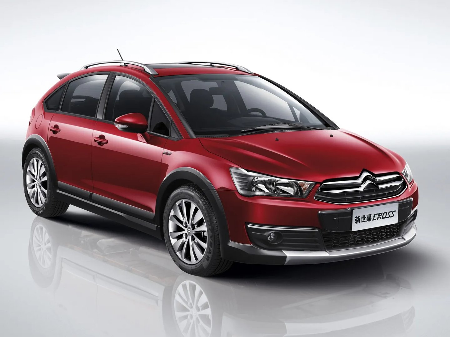 Citroen_C-Quatre_2_generation__Hatchback_5-door__1.jpg