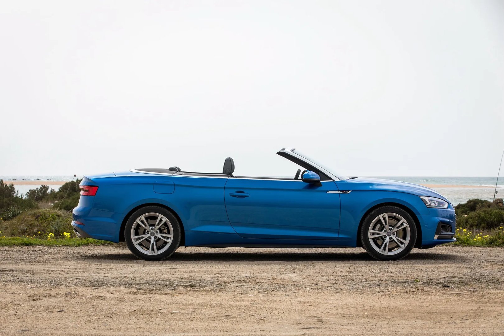 Audi_A5_2_generation__Cabrio__5.jpg