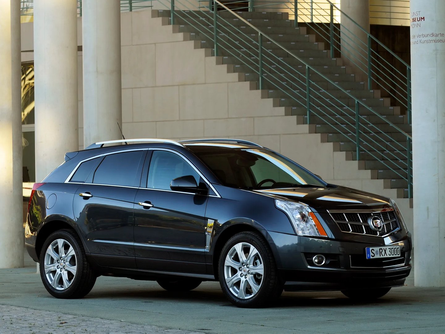 Cadillac_SRX_2_generation__SUV_5-doors__11.jpg