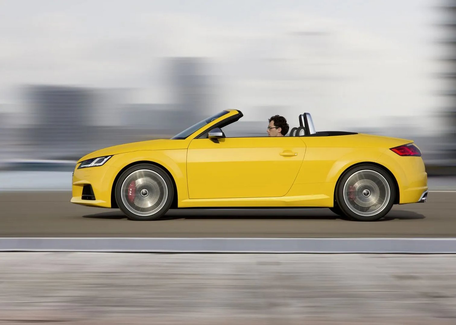 Audi_TTS_3_generation__Roadster__4.jpg