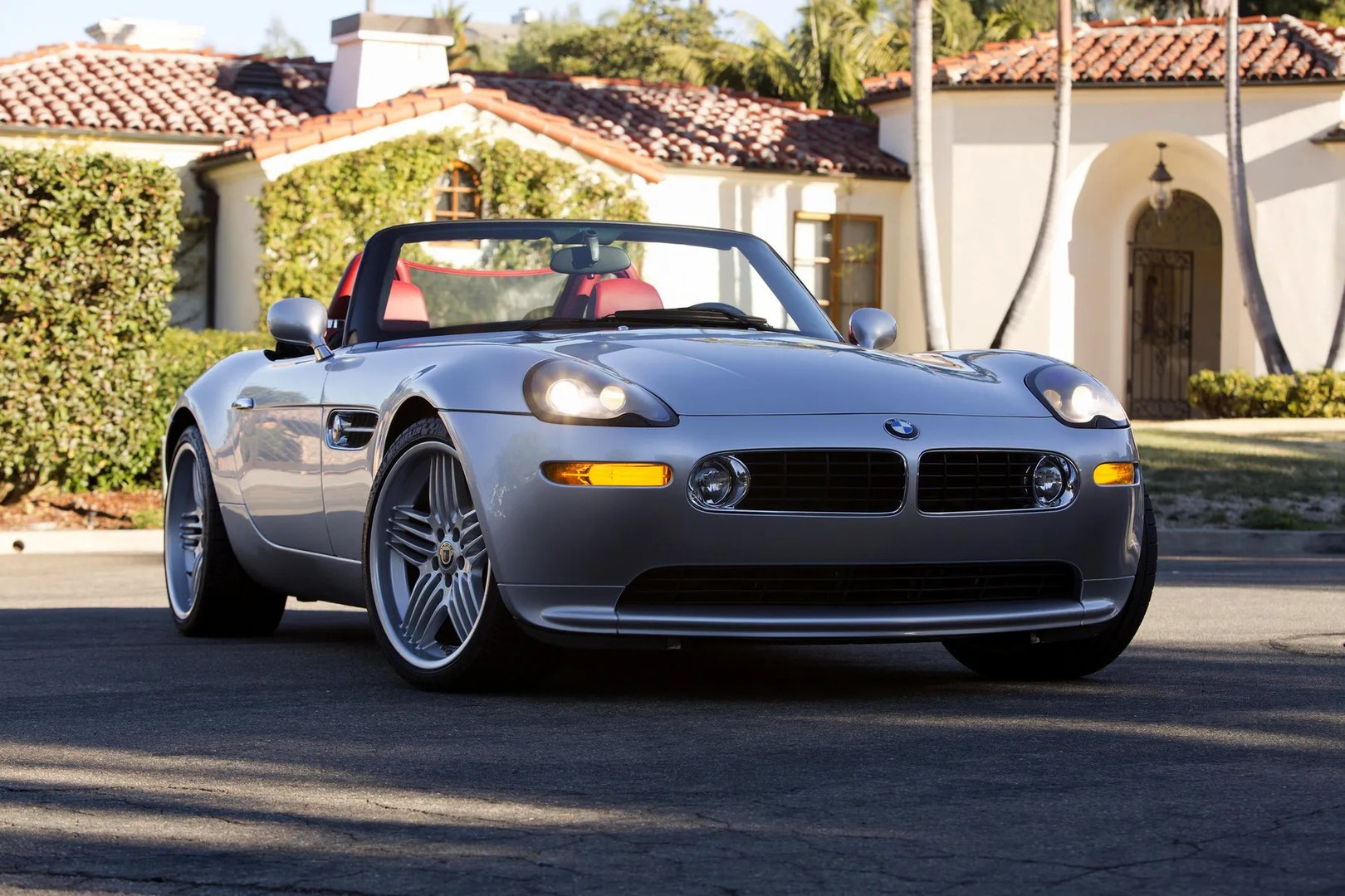 Alpina_Roadster_2_generation__Roadster__1.jpg