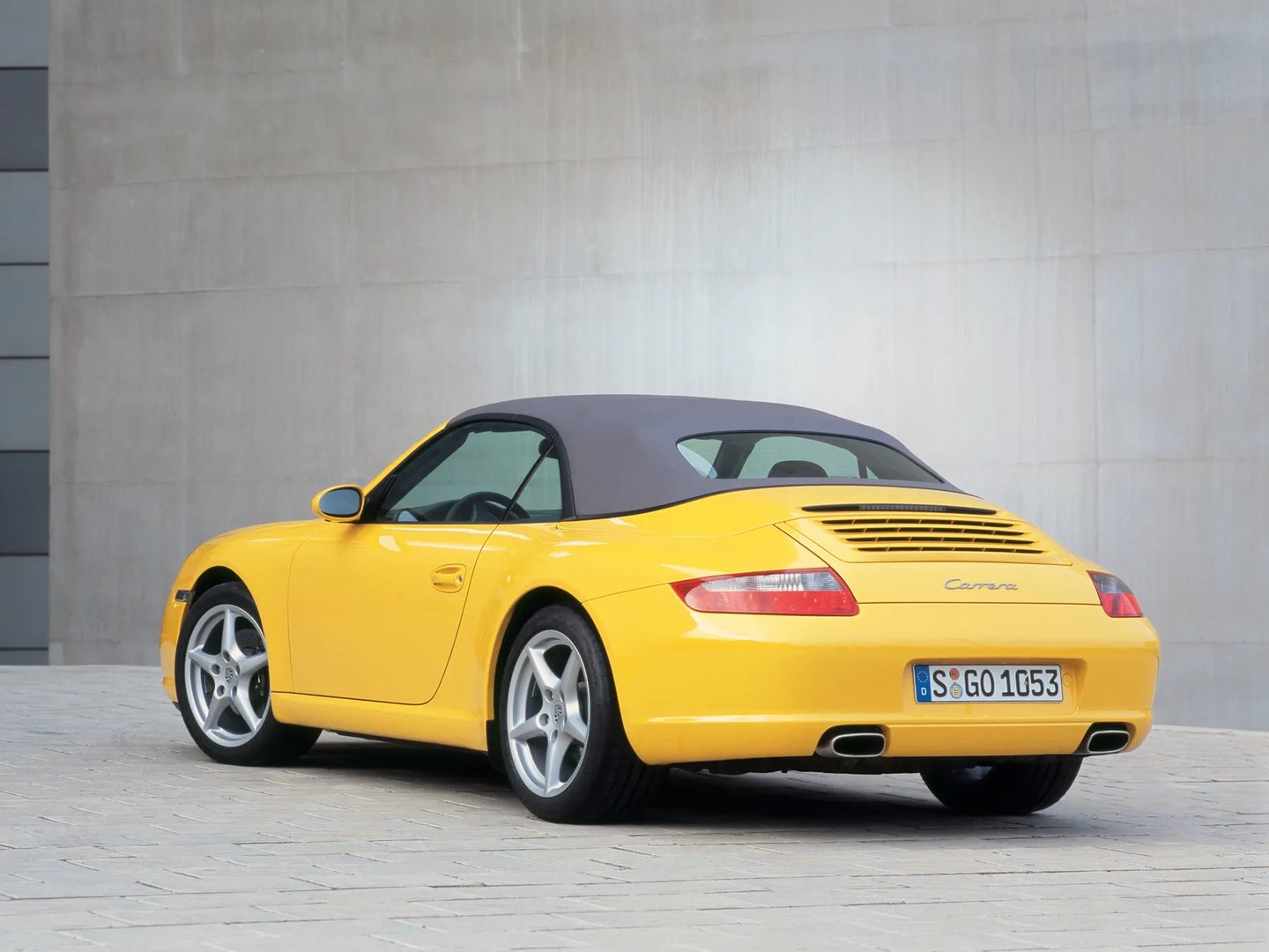 Porsche_911_6_generation__Cabrio__12.jpg