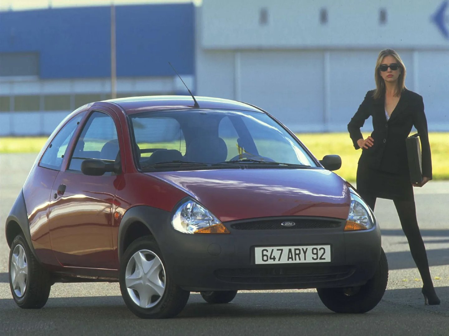 Ford_KA_1_generation__Mini_3-doors__3.jpg