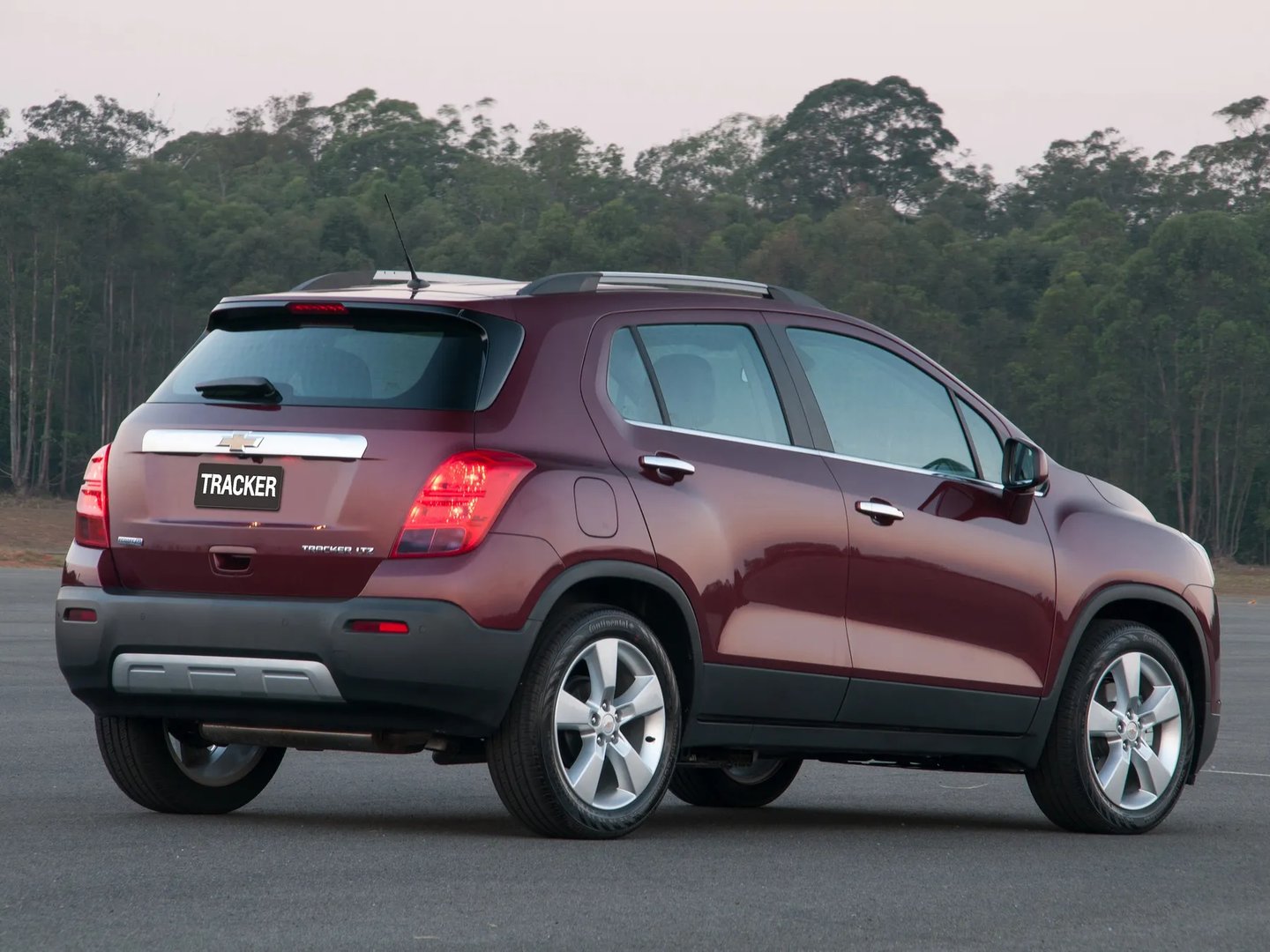 Chevrolet_Tracker_3_generation__SUV_5-doors__3.jpg