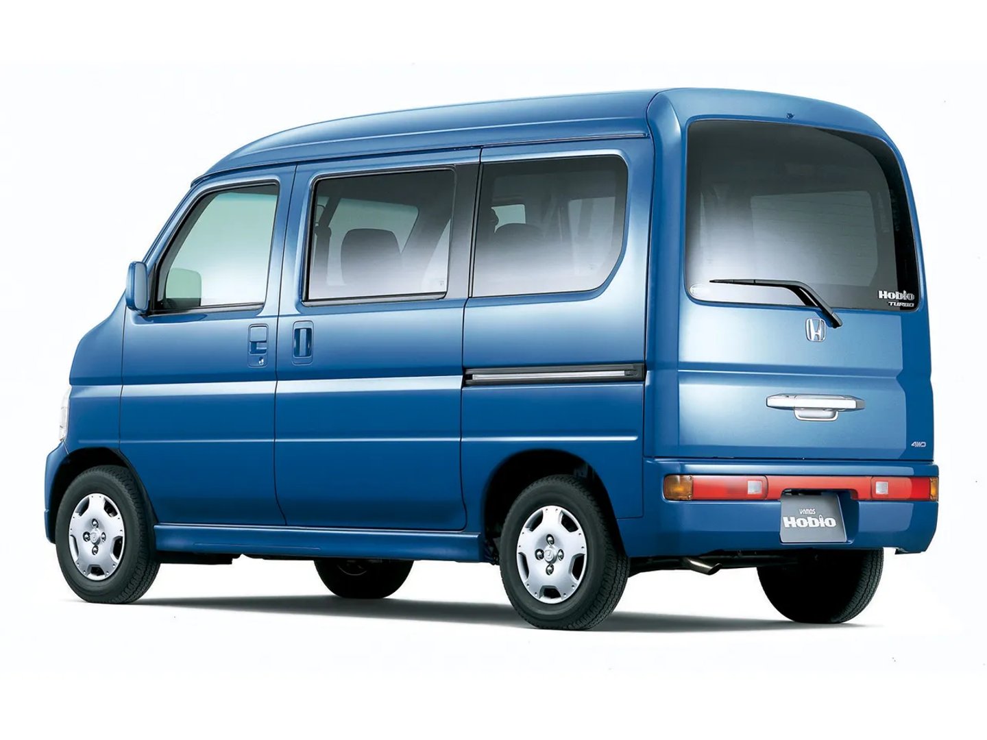 Honda_Vamos_1_generation__Microvan__4.jpg