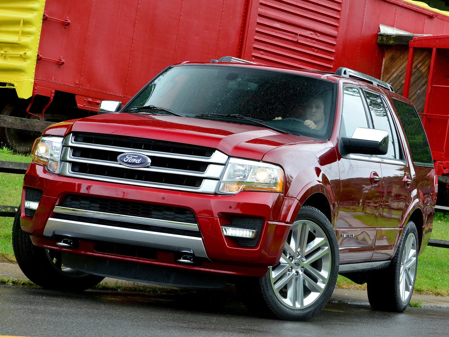 Ford_Expedition_3_generation_restyling__SUV_5-doors__1.jpg