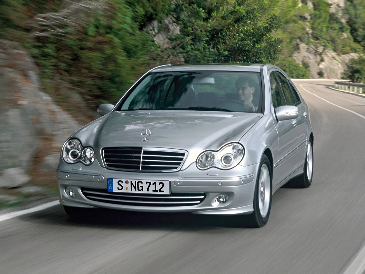 Mercedes_C-Class_2_generation_restyling__Sedan__1.jpg