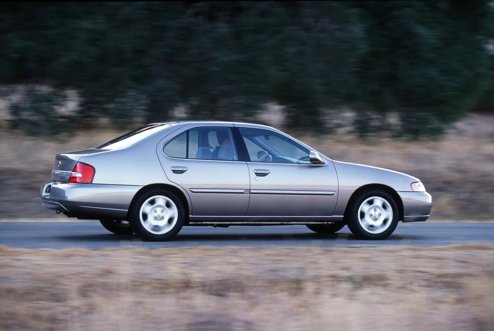 Nissan_Altima_2_generation_restyling__Sedan__4.jpg