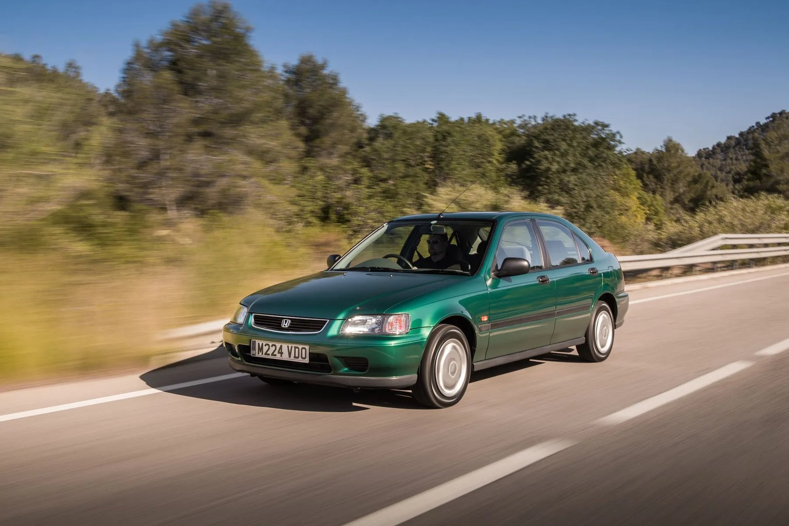 Honda_Civic_6_generation__Hatchback_5-door__2.jpg