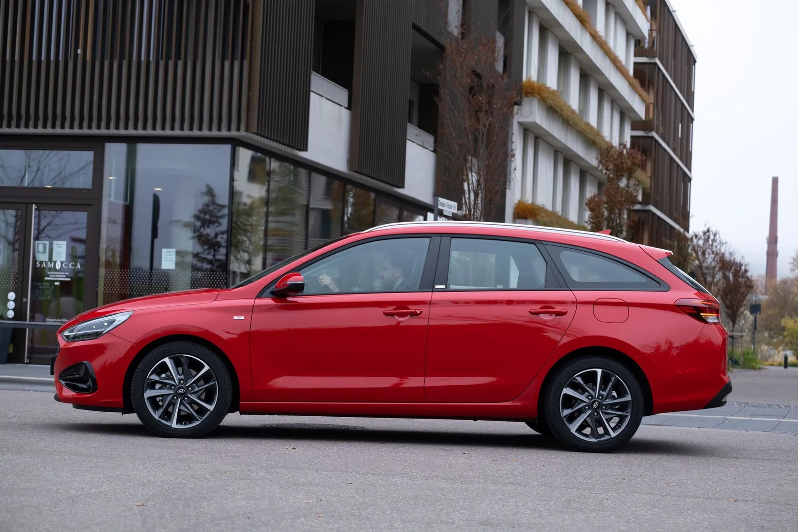 Hyundai_i30_3_generation_restyling_2__Estate_5-door__4.jpg