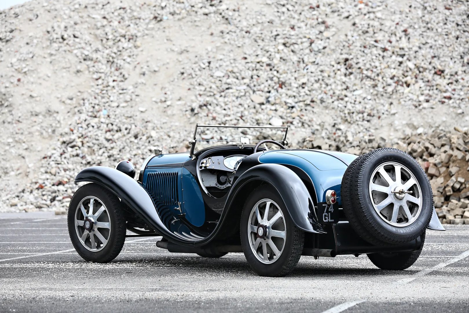 Bugatti_Type_55_1_generation__Roadster__1.jpg