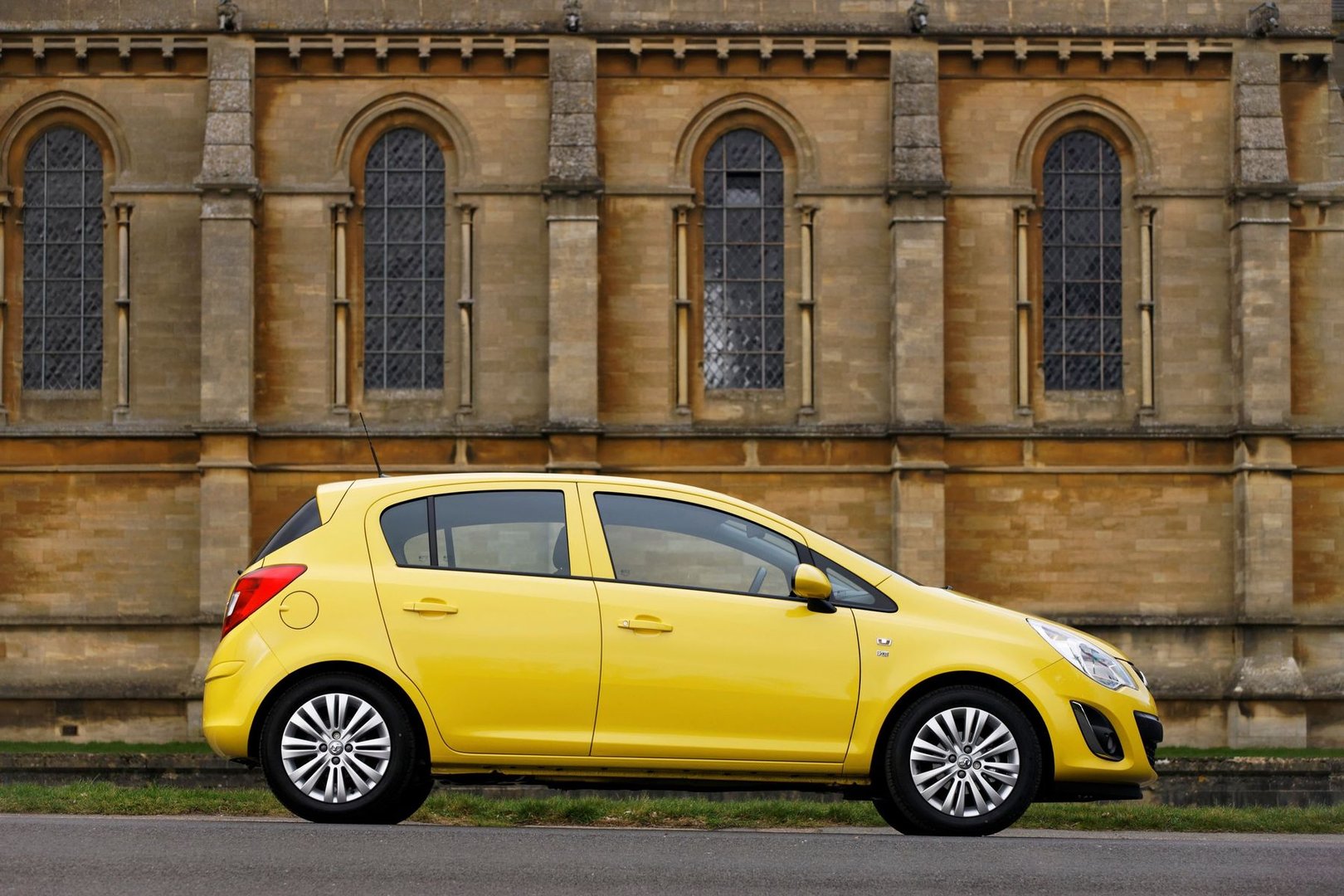 vauxhall_Corsa_4_generation_restyling__Mini_5-doors__22.jpg