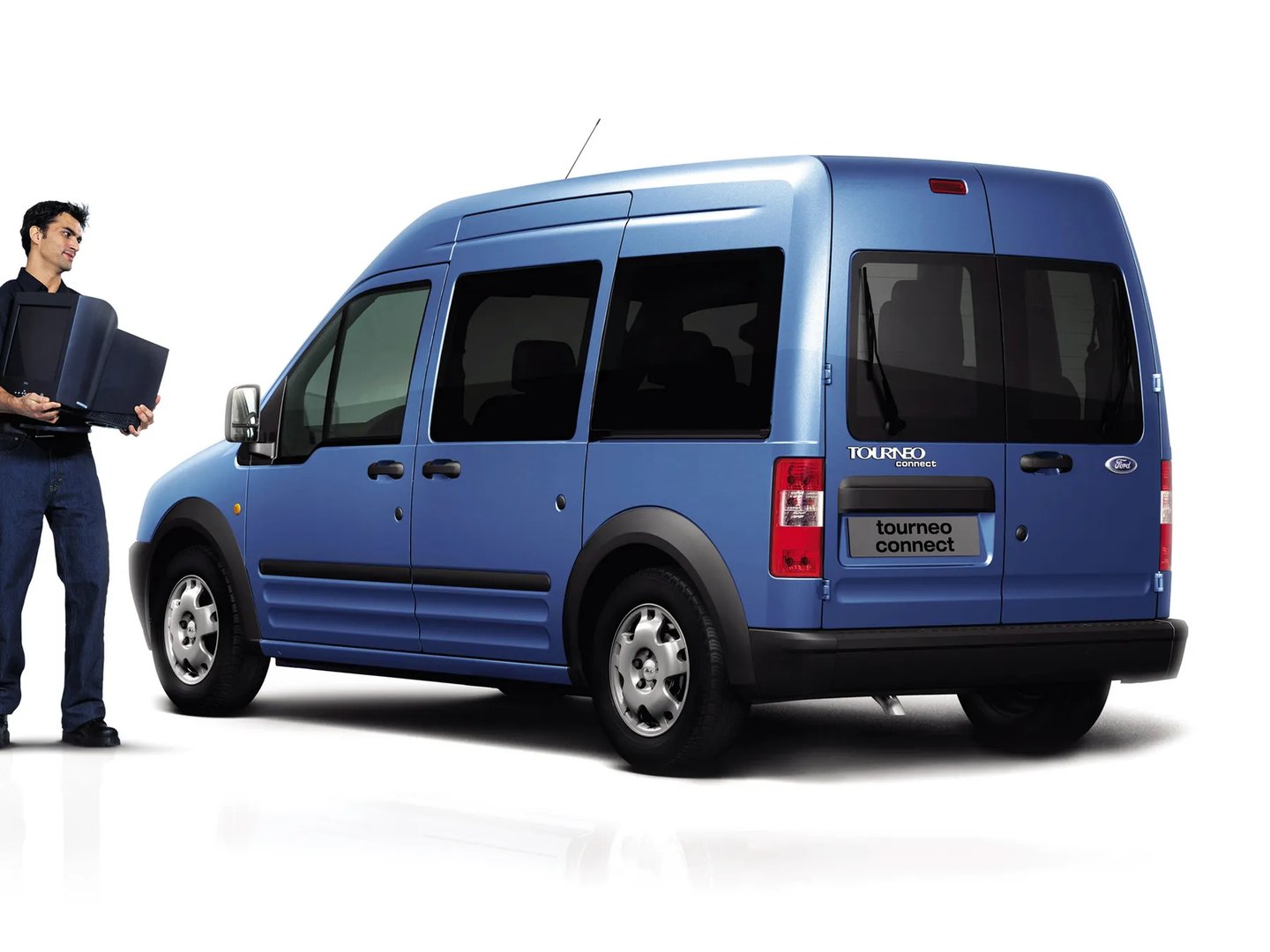 Ford_Tourneo_Connect_1_generation__Compact_Van__5.jpg