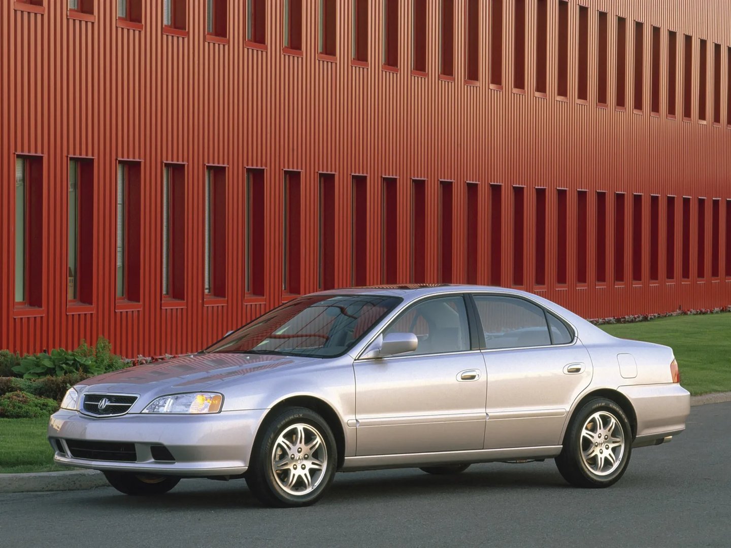 Acura_TL_2_generation__Sedan__3.jpg