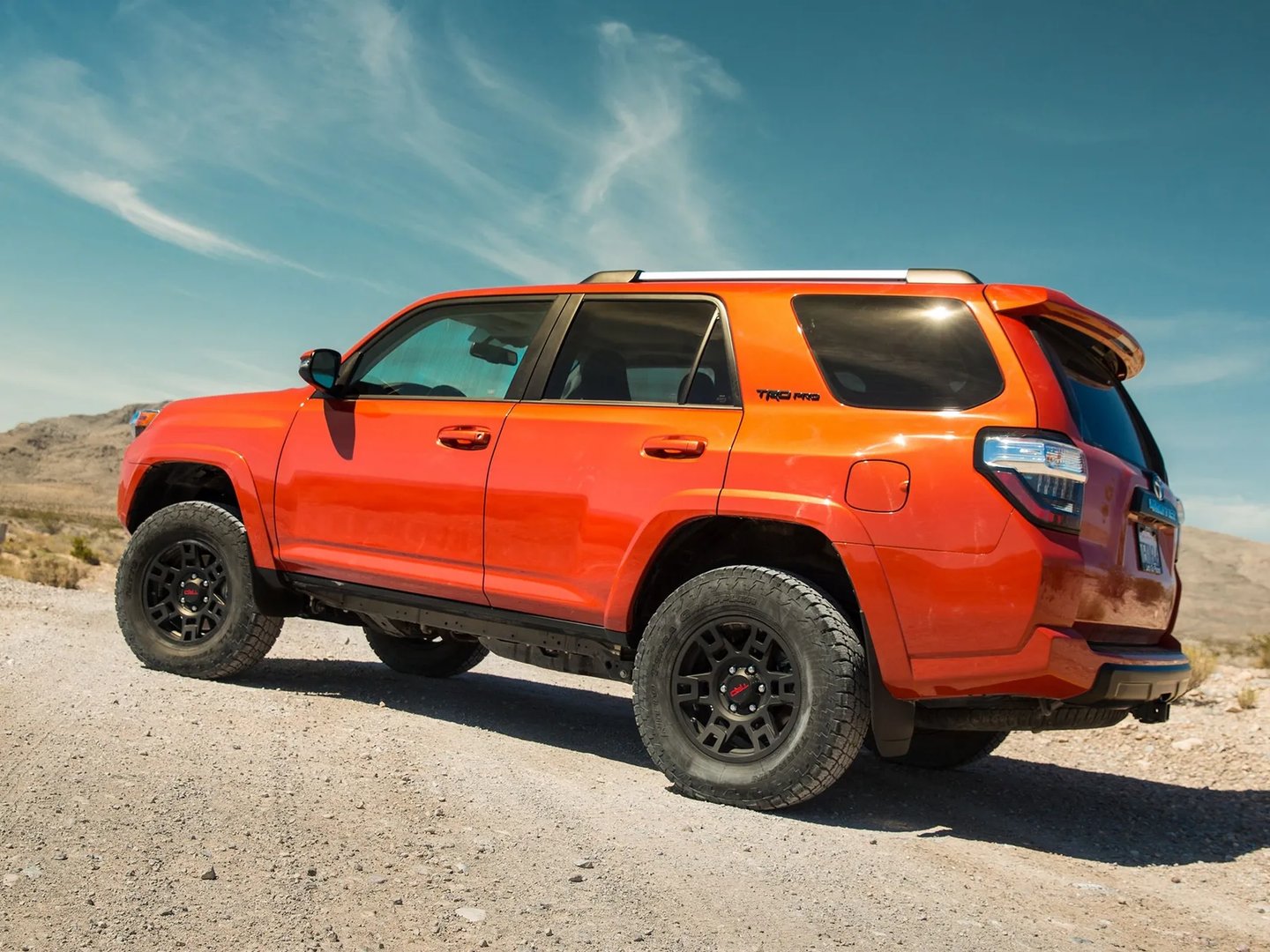 Toyota_4Runner_5_generation_restyling__SUV_5-doors__2.jpg