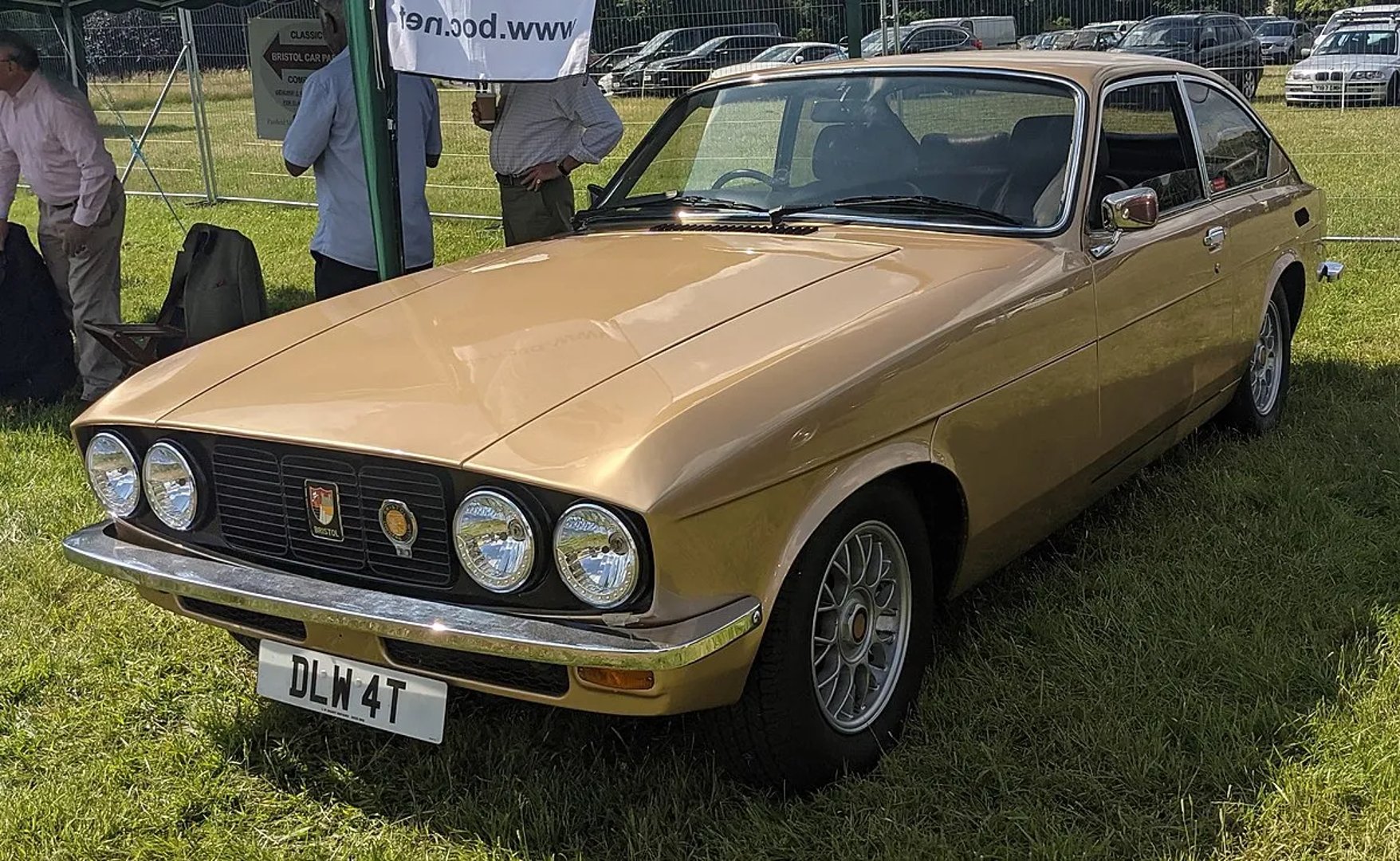 Bristol_603_Britannia_Brigand_1_generation__Coupe_Hardtop__2.jpg
