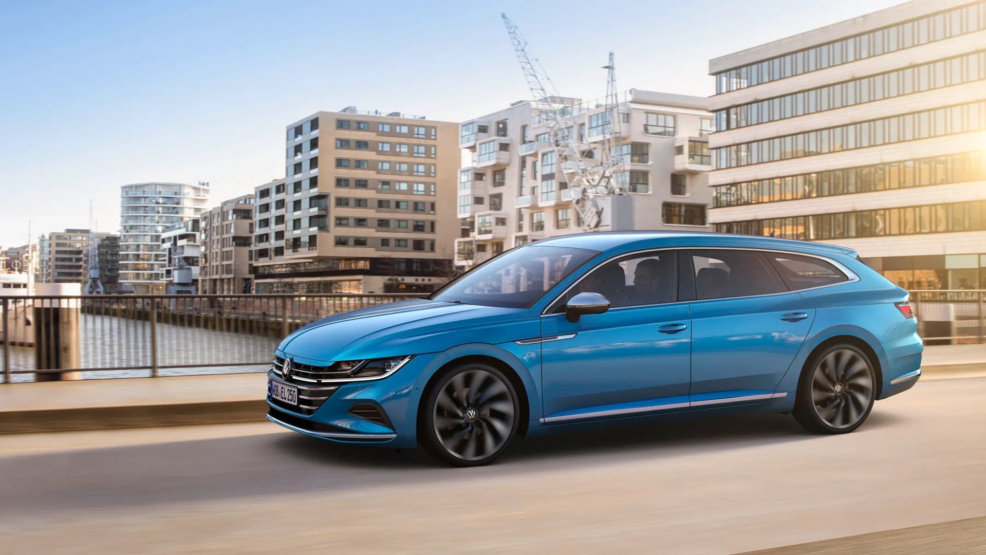 Volkswagen_Arteon_1_generation_restyling__Estate_5-door__5.jpg
