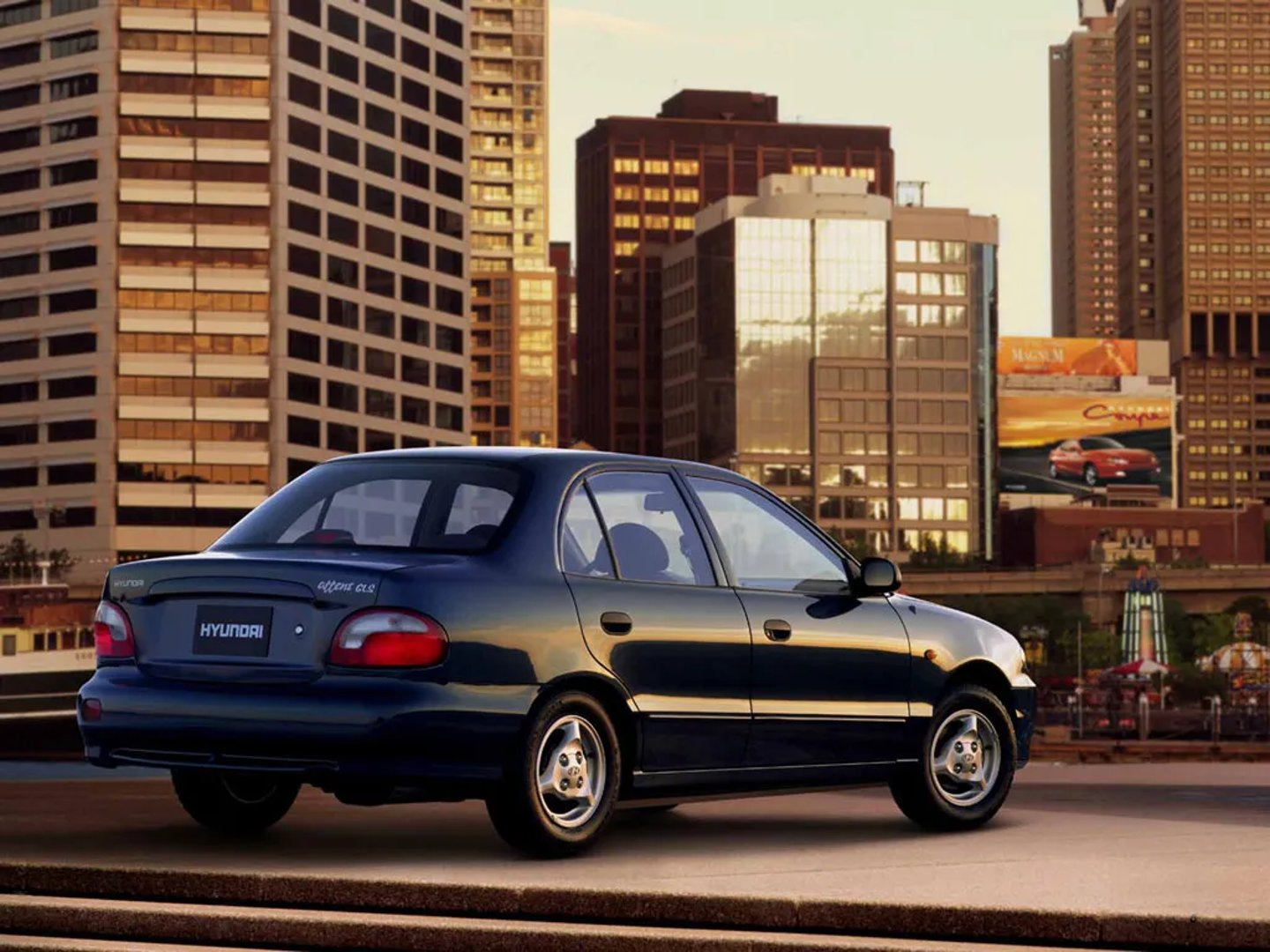 Hyundai_Accent_1_generation__Sedan__8.jpg