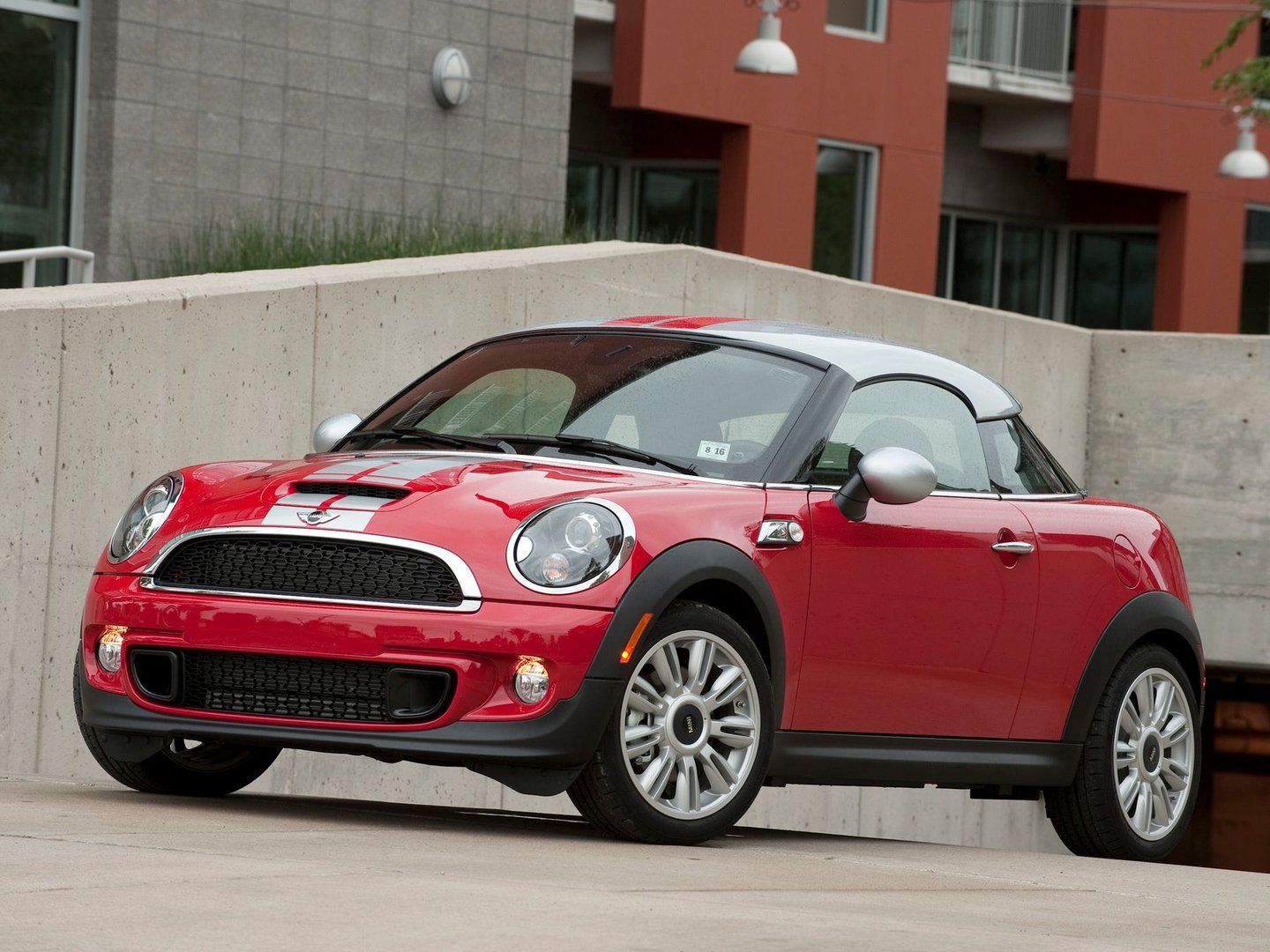 mini_Coupe_1_generation__Mini_3-doors__12.jpg