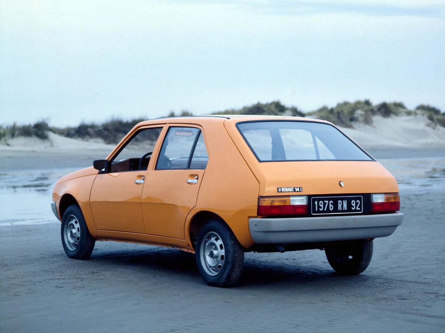 Renault_14_1_generation__Hatchback_5-door__9.jpg