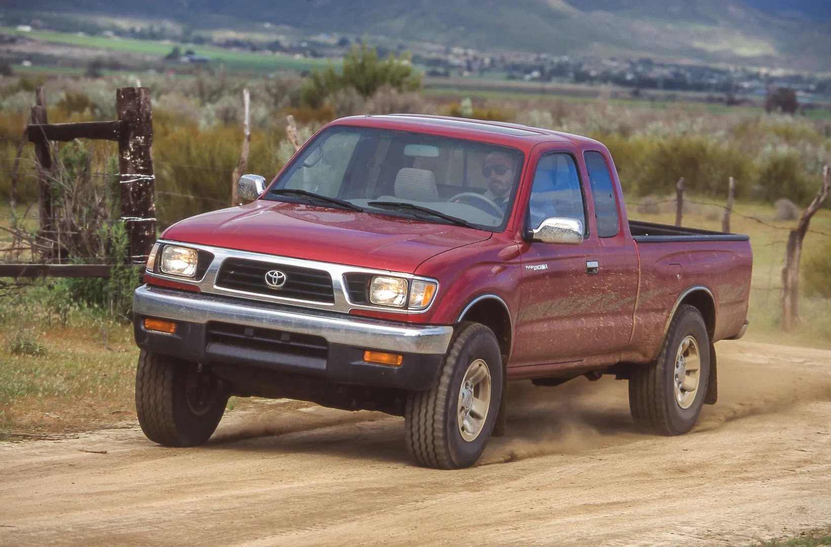 Toyota_Tacoma_1_generation__Pickup_1.5-cab__7.jpg