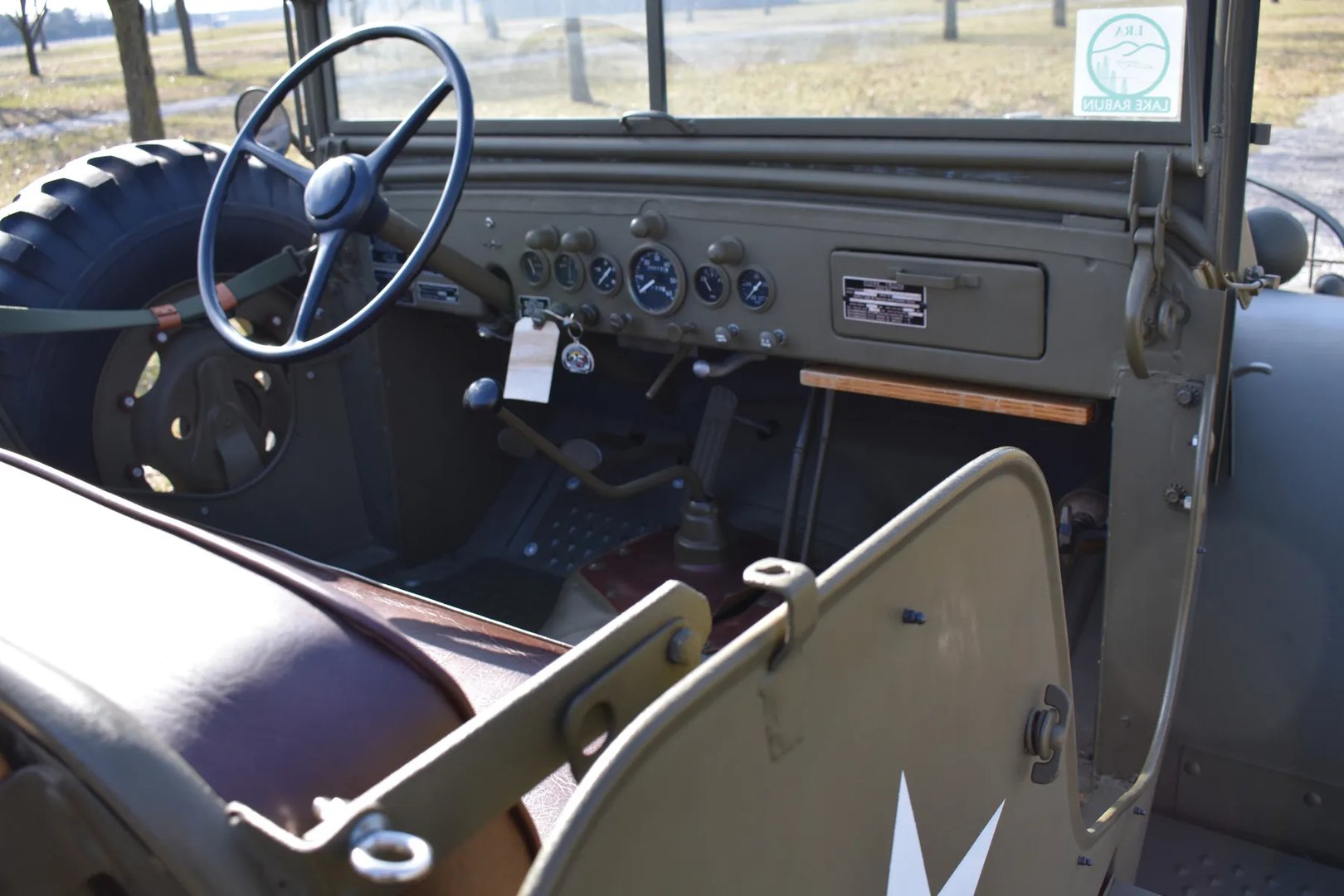 Dodge_WC_series_2_generation__SUV_cabriolet__7.jpg