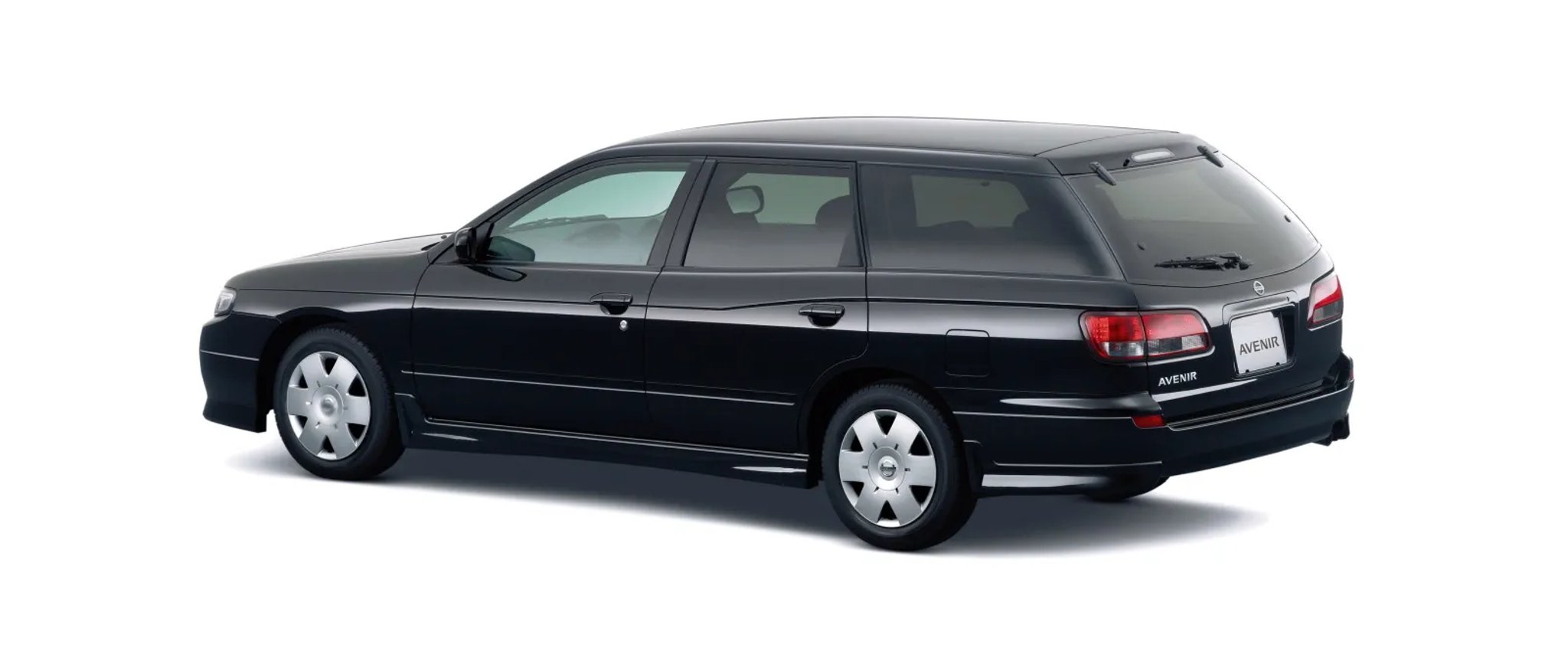 Nissan_Avenir_2_generation__Estate_5-door__1.jpg